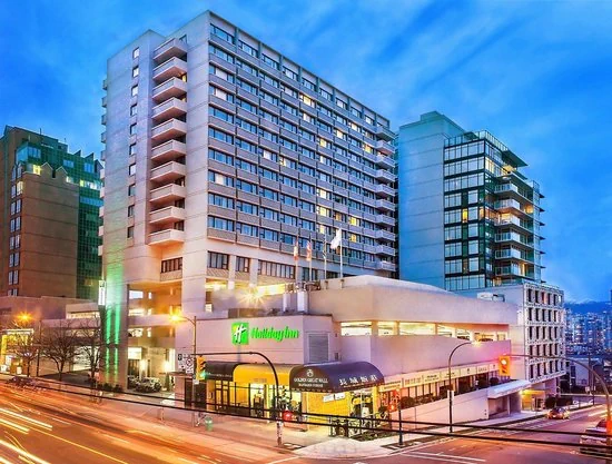 Holiday Inn & Suites Vancouver Downtown